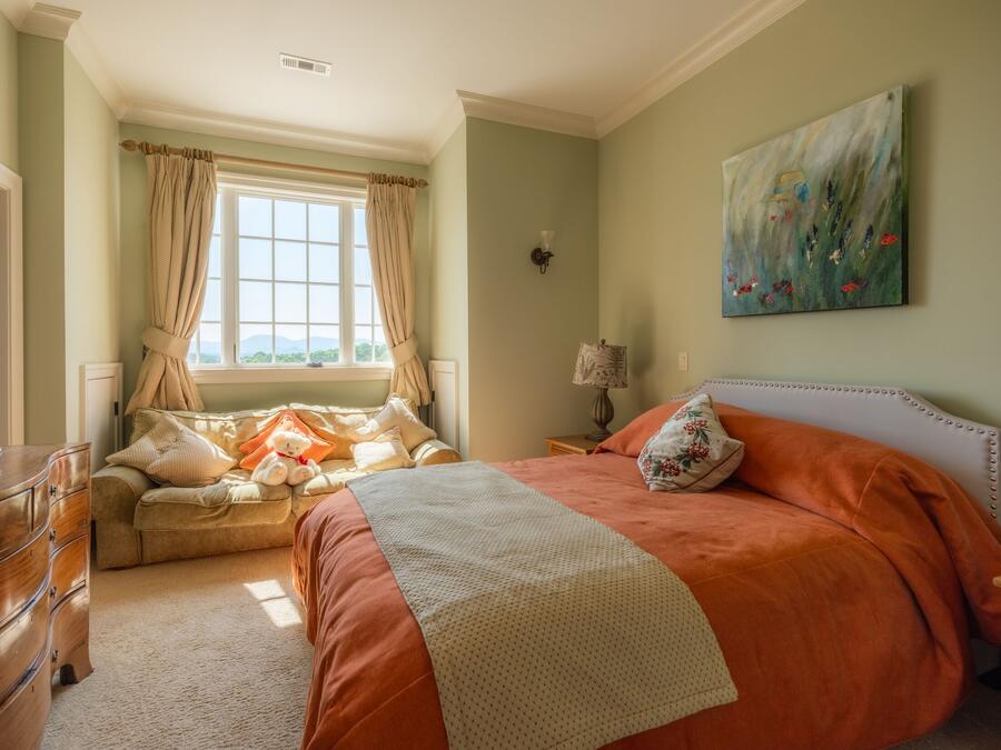 Guest suite